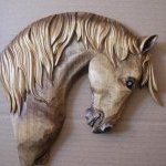 3. Hlava koně - andaluský kůň, reliéf, lipové dřevo, rozměry 30cmx30cm